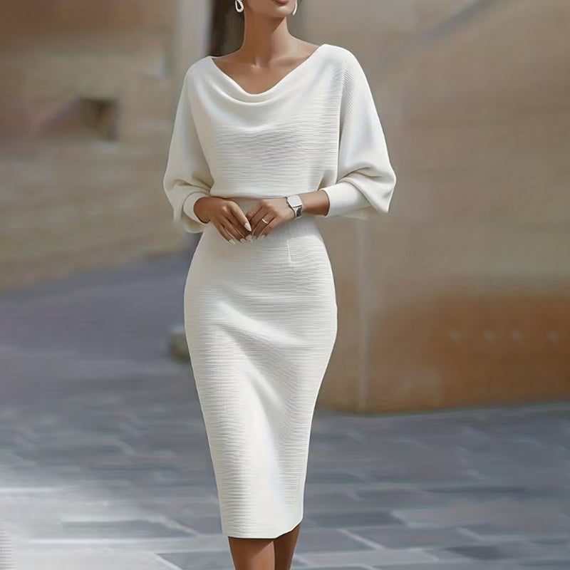 Sèvres — Vestido ajustado esculpido
