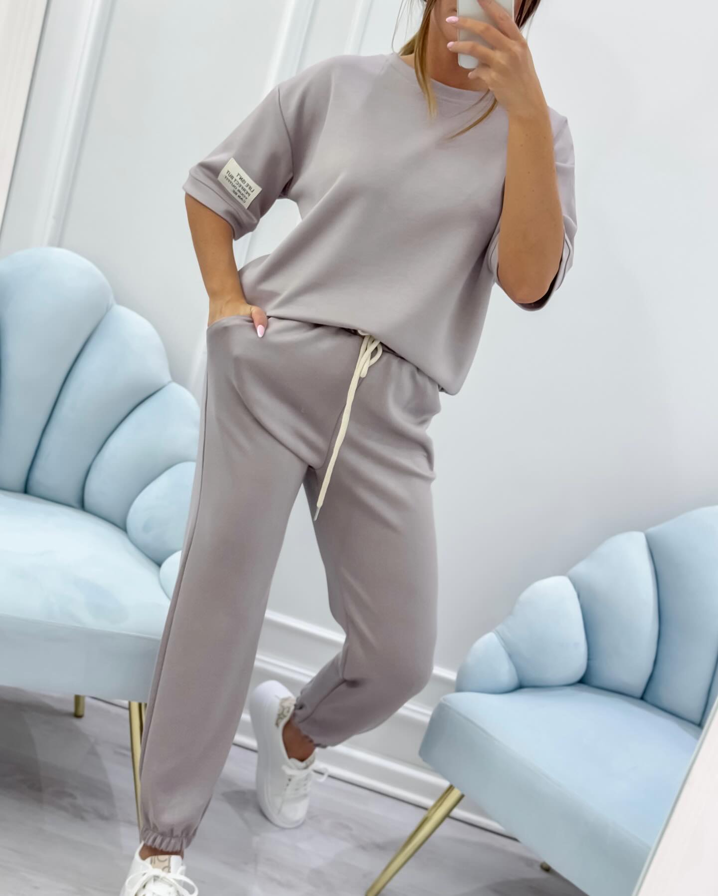 Tessara  —  Conjunto de Top Sólido Relajado para Mujeres y Pantalones de Pierna Ancha