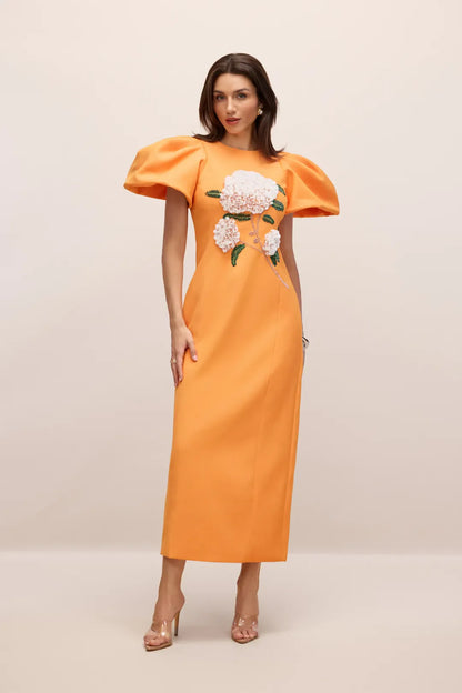 Botanica — Vestido Maxi de Manga Abullonada Bordado Floral