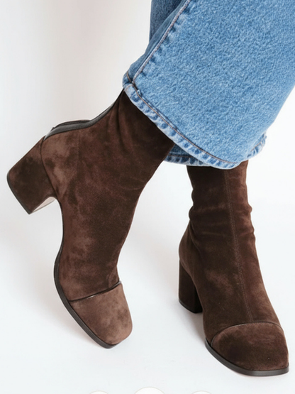 Eva - Cómodas Botas de Tacón