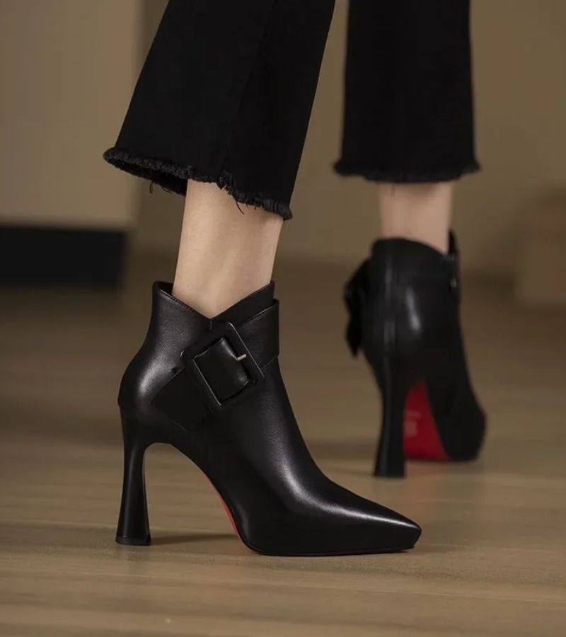 Botines de tacón con hebilla oversized - Elegantes y cómodos Botines