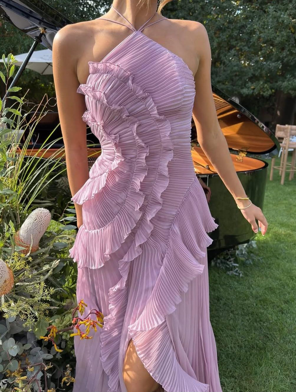 VESTIDO ISADORA I - Elegante largo asimétrico con volantes