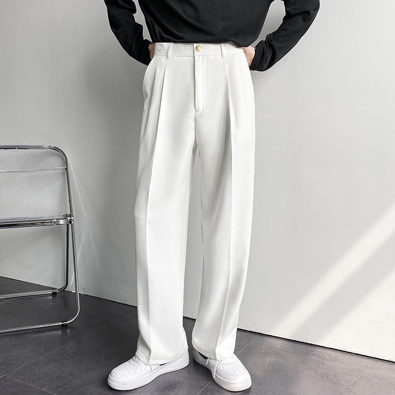 Pantalón Plisado Ajustado