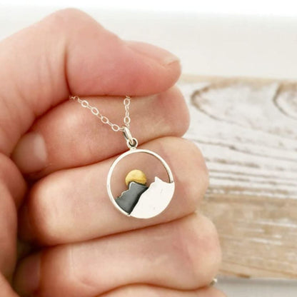 Collar con Colgante de Montaña — Inspirado en la Naturaleza