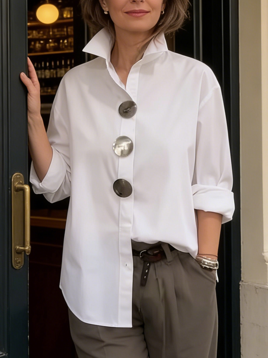 Célène — Blusa con Cuello de Pie y Botones Metálicos