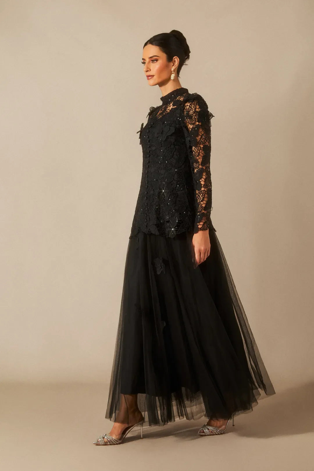 Elizabeth - Vestido Maxi Formal de Encaje Bordado con Mariposas