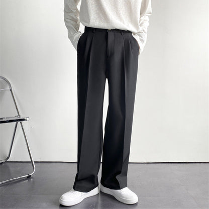 Pantalón Plisado Ajustado