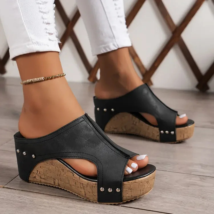 Velara — Sandalia de cuña con soporte de arco para mujer