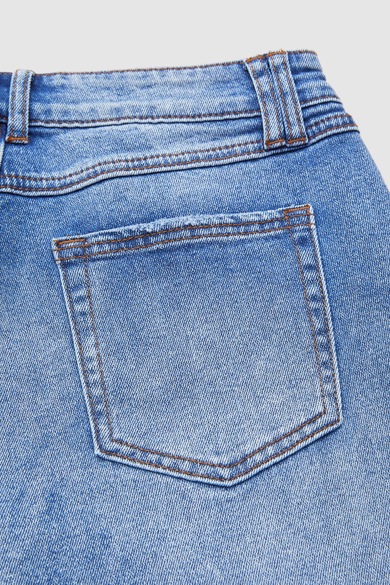 Jeans de Pierna Recta con Cintura Media - Elegantes y Audaces