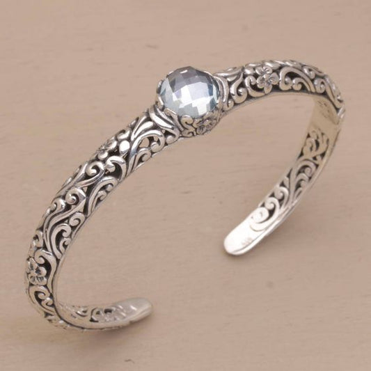 Abierto Vintage - Elegante Pulsera de Plata Única con Circonita