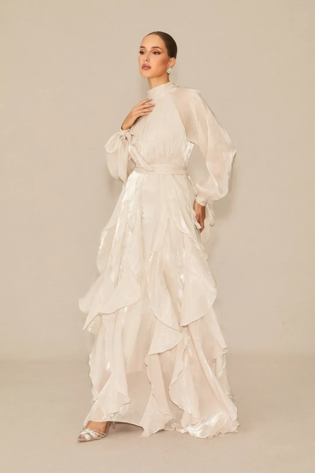Estella- Vestido Maxi Blanco con Mangas Abullonadas y Volantes