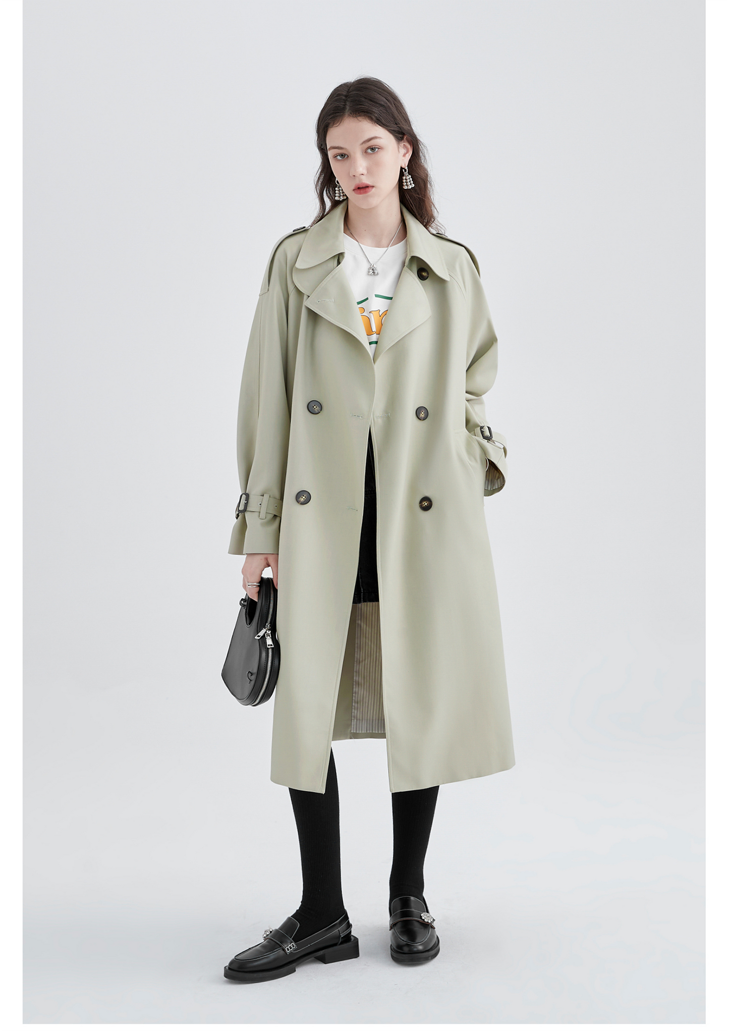 Trench Coat Británico de Largo Medio