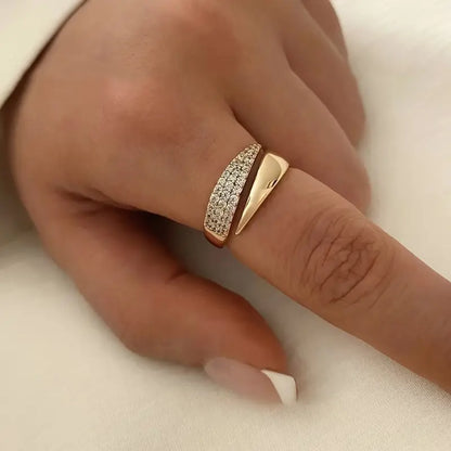 Anillo de Solidaridad Brillante — Ajustable en Oro