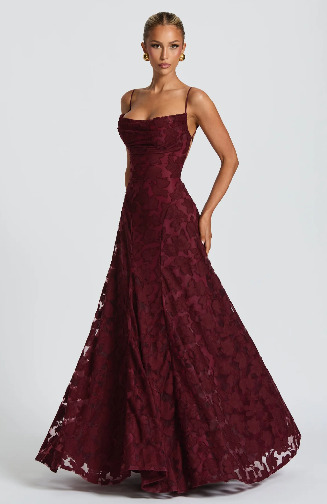 Sofía — Vestido Maxi de Encaje