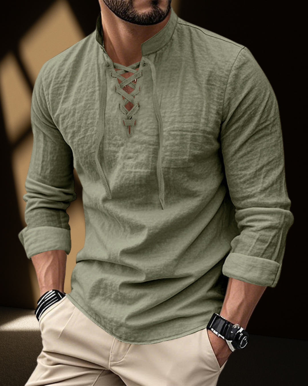 Camisa de Cuello en V con Cordones Renacentista
