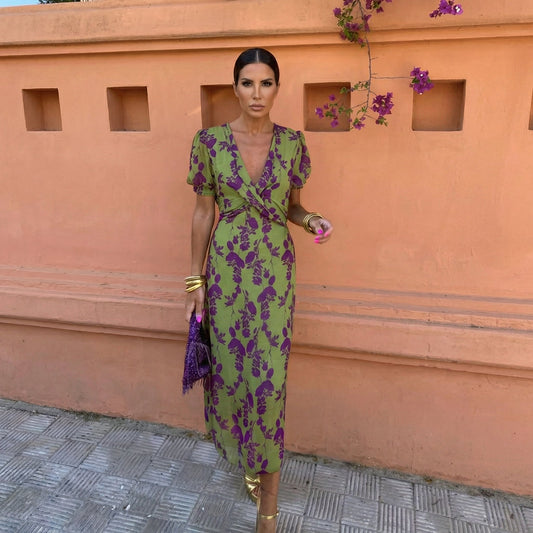 Vera — Elegante vestido de manga abullonada con escote en V