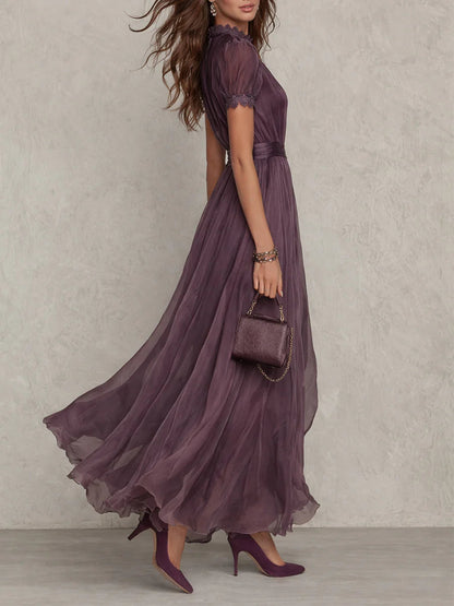 Vestido de Encaje Violeta Flavia con Escote Caído