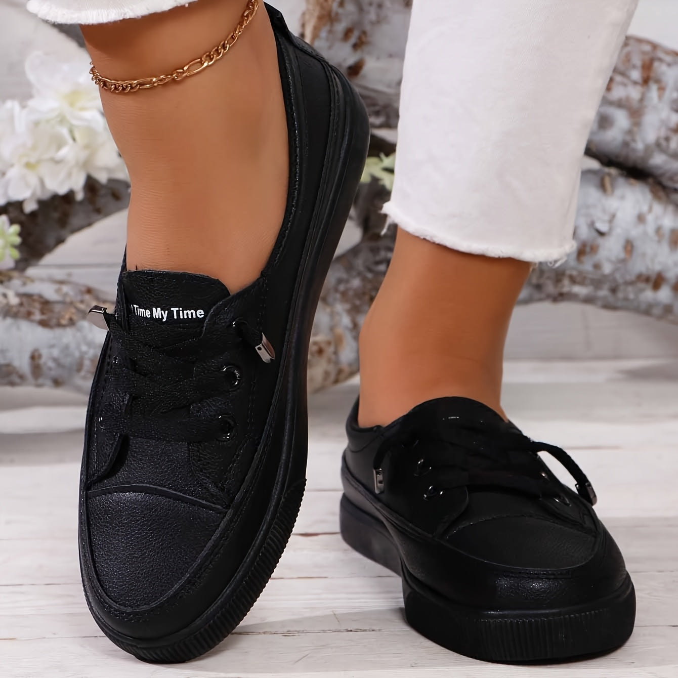Azzy - Cómodos Zapatos planos de mujer blancos con cordones transpirables