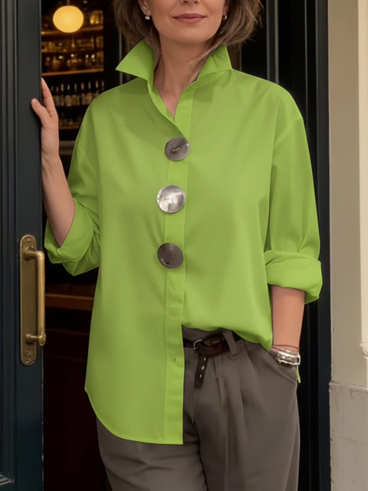 Célène — Blusa con Cuello de Pie y Botones Metálicos