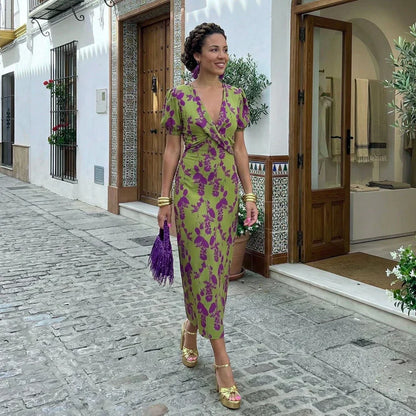 Vera — Elegante vestido de manga abullonada con escote en V