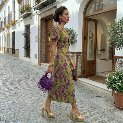 Vera — Elegante vestido de manga abullonada con escote en V