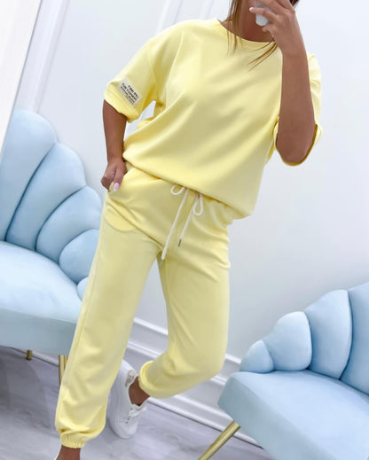 Conjunto Casual para Mujeres - Estiloso Top y Pantalones