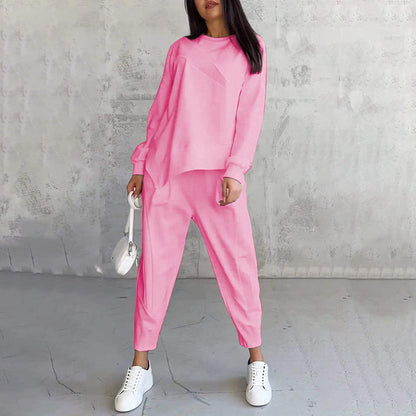 Noemi  —  Conjunto de Sudadera y Pantalones con Dobladillo Asimétrico