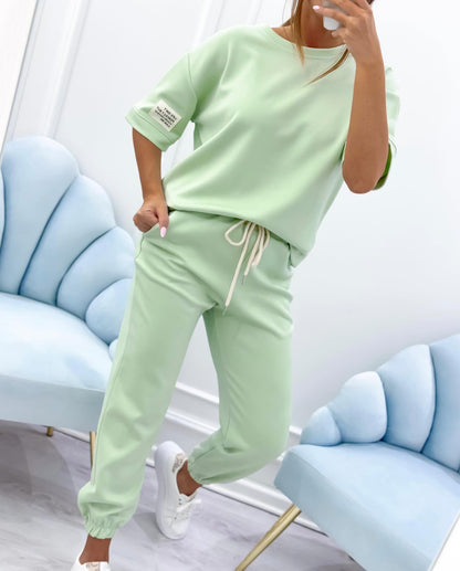 Conjunto Casual para Mujeres - Estiloso Top y Pantalones